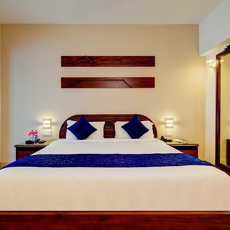 Sterling Guruvayur Hotel Exterior foto