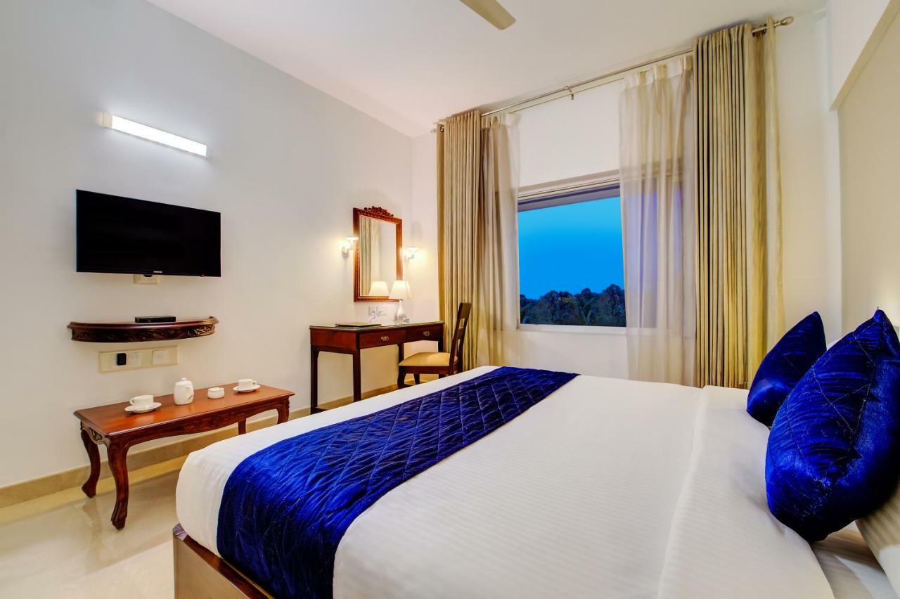 Sterling Guruvayur Hotel Exterior foto
